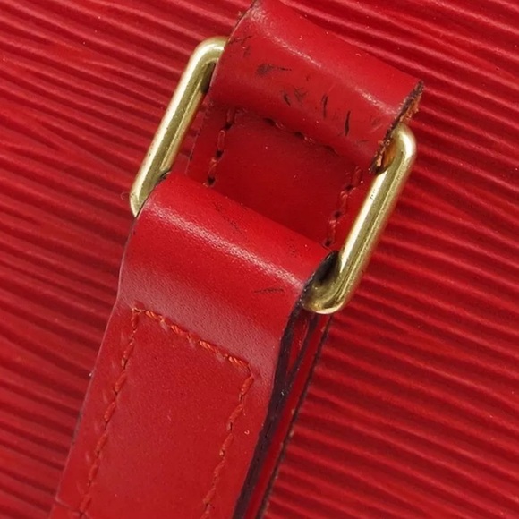 LOUIS VUITTON RED Epi Soufflot Cylinde Bag  HANDBAG 2 Piece - Picture 6 of 12